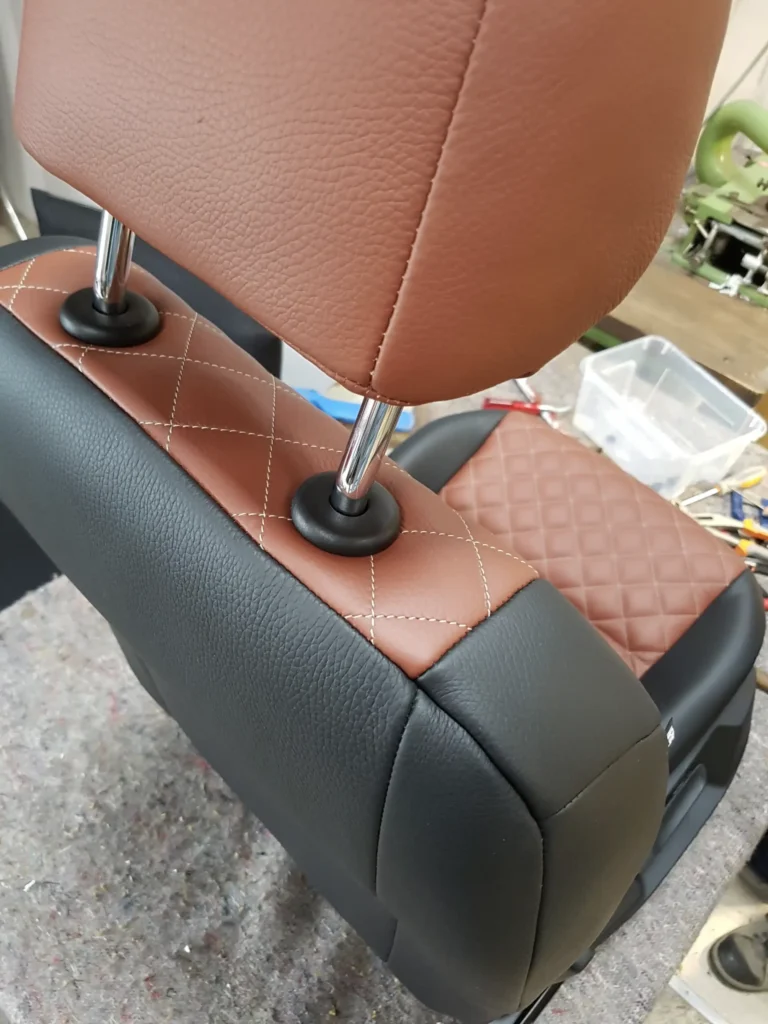 Auto – Auto's, camper, motor, en scooters, herstoffering door Holland Design Label Breda