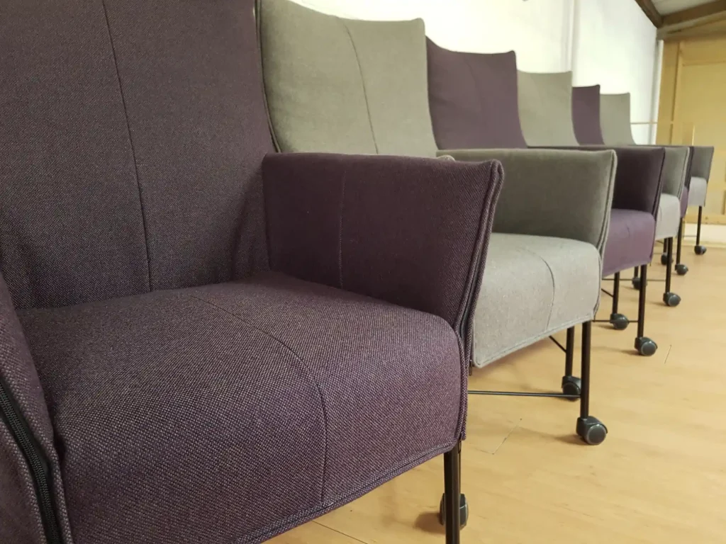 Chaplin in Ploegwool – Diverse merken, herstoffering door Holland Design Label Breda