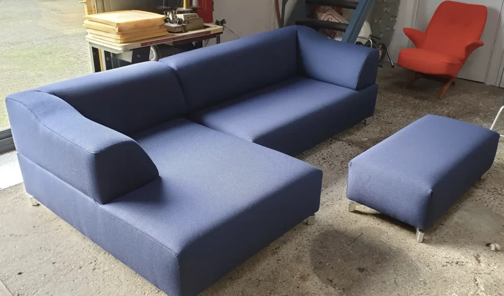 Faya Lobi hoekbank leolux – LeoLux, herstoffering door Holland Design Label Breda
