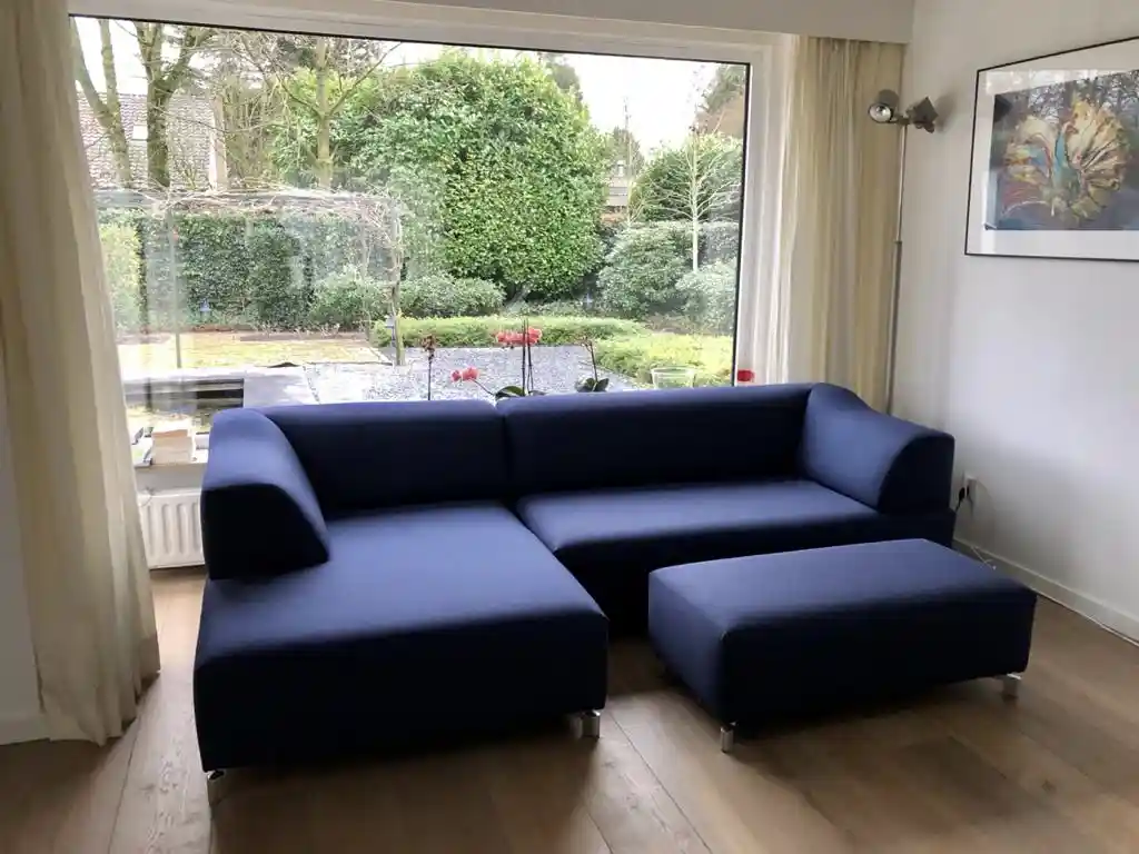 Faya Lobi hoekbank leolux – LeoLux, herstoffering door Holland Design Label Breda