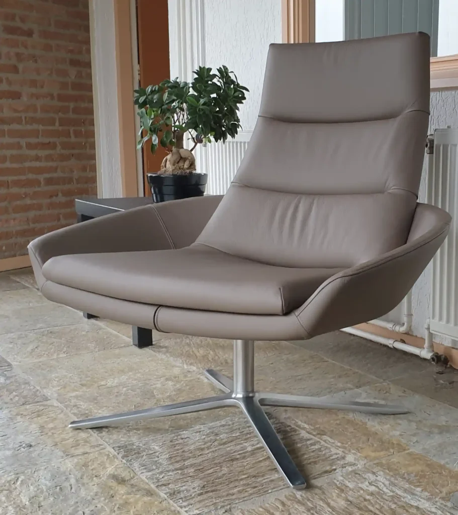 Hugo Montis – Montis, herstoffering door Holland Design Label Breda