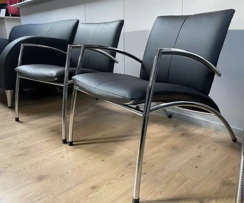 Kebe sit – Diverse merken, herstoffering door Holland Design Label Breda
