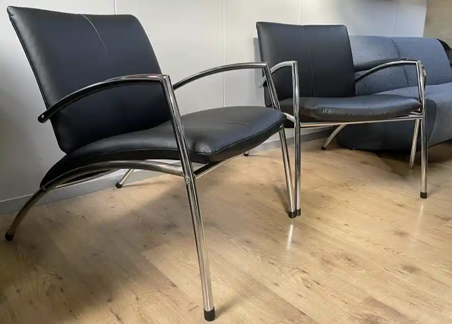 Kebe sit – Diverse merken, herstoffering door Holland Design Label Breda