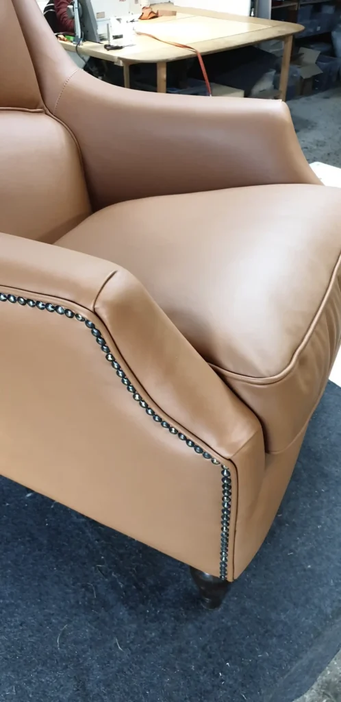 Klassiek – Klassiek, herstoffering door Holland Design Label Breda