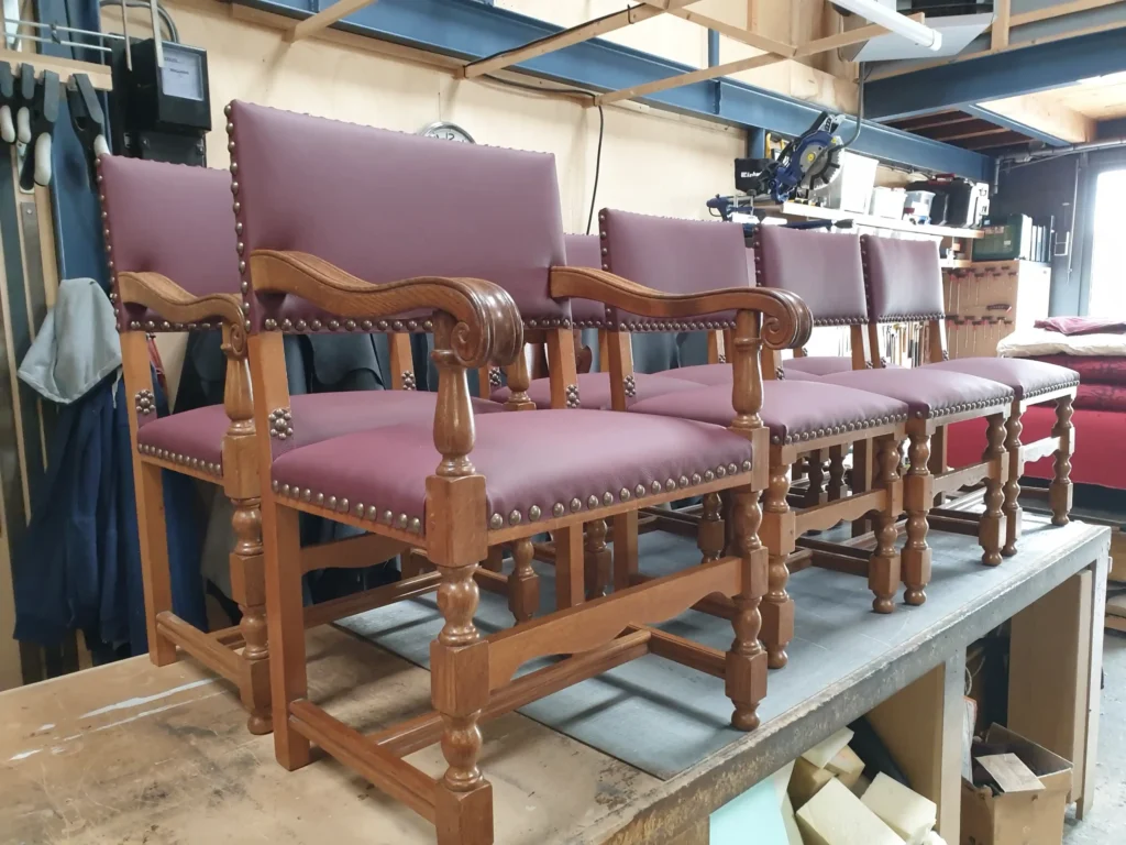 Klassiek – Klassiek, herstoffering door Holland Design Label Breda