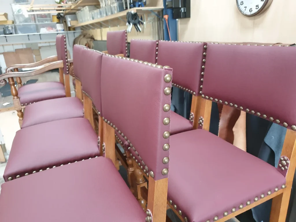 Klassiek – Klassiek, herstoffering door Holland Design Label Breda