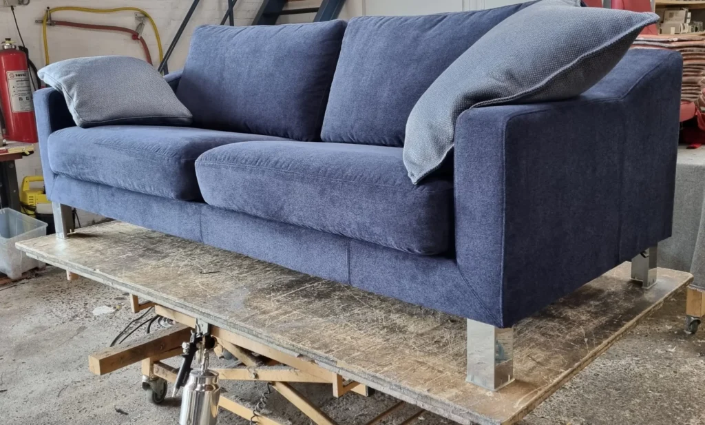 Leolux – LeoLux, herstoffering door Holland Design Label Breda
