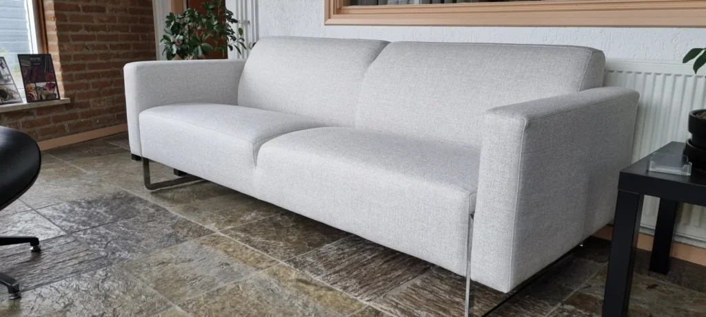 Mare Artifort in stof Renew – Diverse merken, herstoffering door Holland Design Label Breda