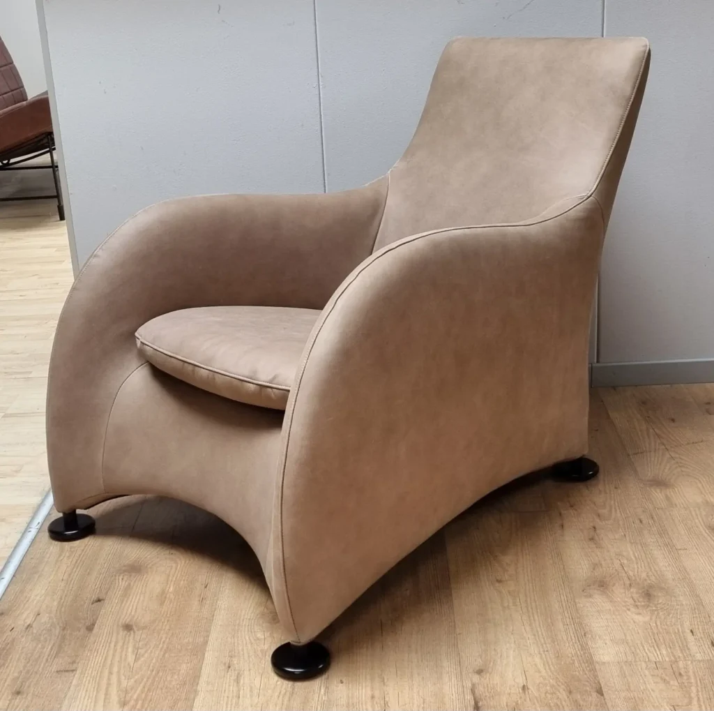 Montis – Montis, herstoffering door Holland Design Label Breda