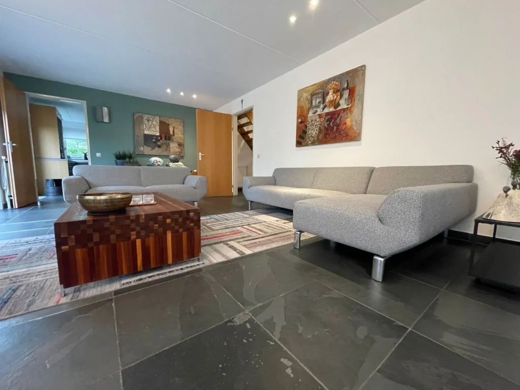 Diverse – Diverse merken, herstoffering door Holland Design Label Breda