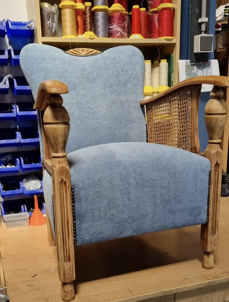 Klassiek – Klassiek, herstoffering door Holland Design Label Breda